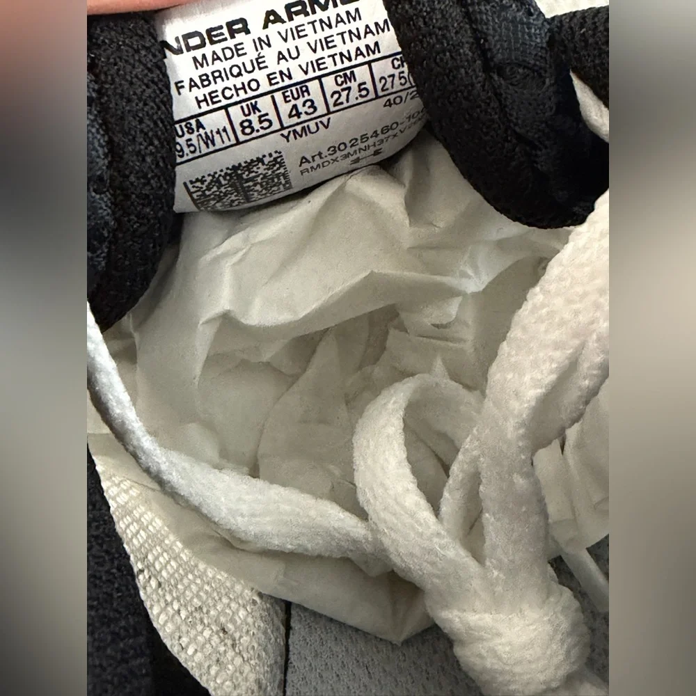 Under Armour Kick Distance 4 Shoes New in Box - Picture 9 of 9